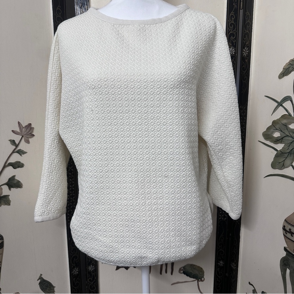 Max Studio Cream Textured Crew Neck Sweater
